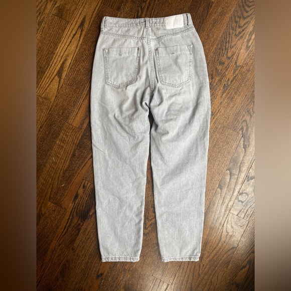 *SOLD* Zara Jeans - Picture 4 of 9